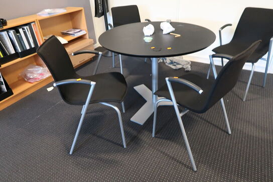 Mødebord med 4 stk. mødestole FOUR DESIGN