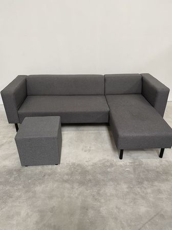 Chaiselongsofa med puf 