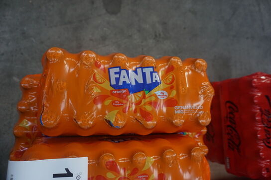 8 kasser FANTA