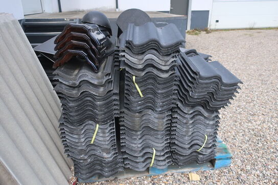 4 stk. paller med div. Tagsten samt bigbag med tagplader
