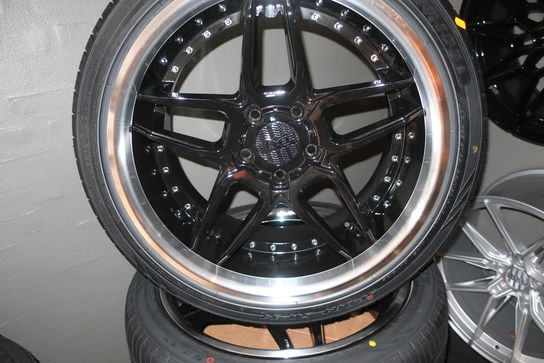 4 stk. alufælge HAXER WHEELS HX030 med dæk 275/35ZR19 / 245/40