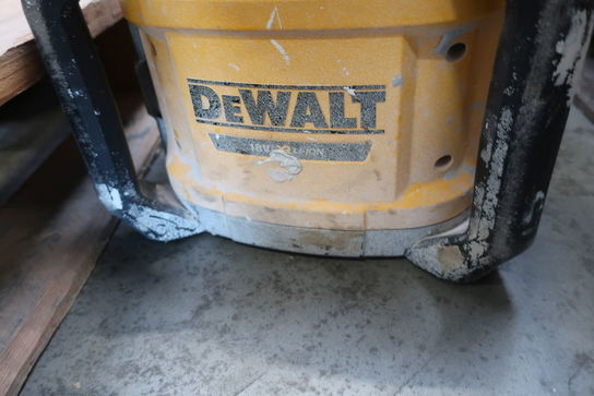 Arbejdslampe DEWALT DCL074