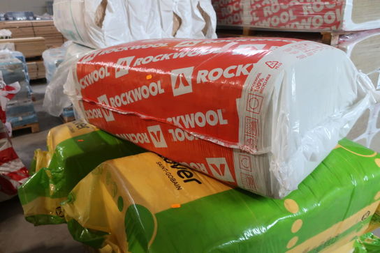 Palle med isolering ISOVER, ROCKWOOL