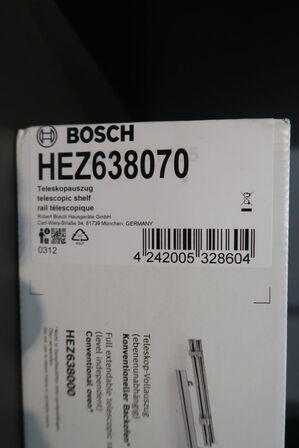 Bosch HEZ638070 - 1 niveau af teleskopiske hyldeskinner