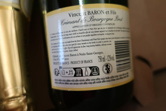 6 flasker champagne VINCENT BARON ET FILS cremant de bourgogne