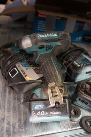 Skruemaskine MAKITA
