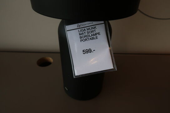 LIGA MUNK MAT SORT BORDLAMPE PORTABLE