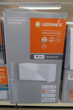 Ledvance Smart+ Wifi Swan væglampe, justerbar hvid, 30x15 cm