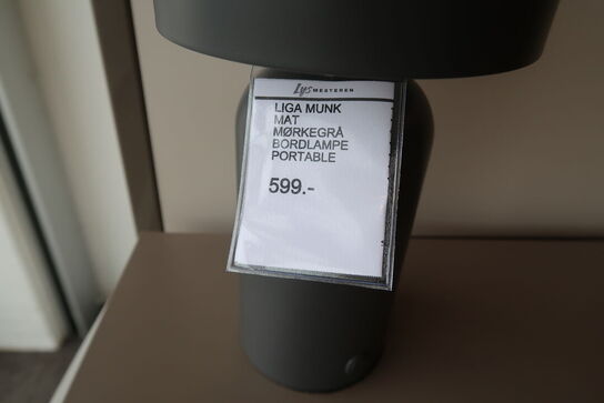 LIGA MUNK MAT MØRKEGRÅ BORDLAMPE PORTABLE