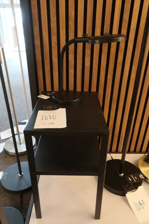 HALO DESIGN MAGNI LUP CHARGE SORT PORTABLE BORDLAMPE