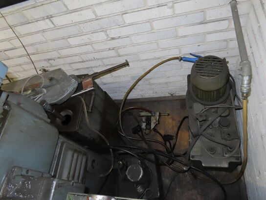 Cylinderslibemaskine, STUDER RM250
