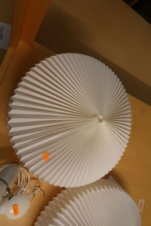2 stk. pendler LE KLINT 902 (kan mangle dele)