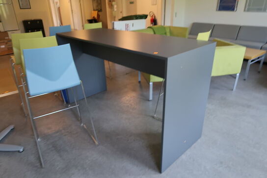Barbord samt bord