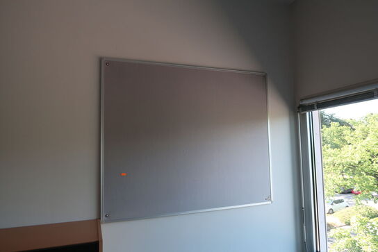 Whiteboard, 2 stk. opslagstavler