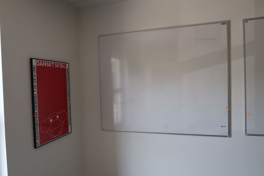 Mødebord FUMAC Fazet, reol, whiteboards m.m.
