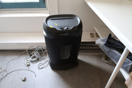 Makulator SHREDDER Staples SPL-TXC16HSE