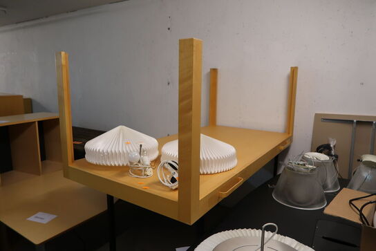 Bord BOTIUM uden indhold