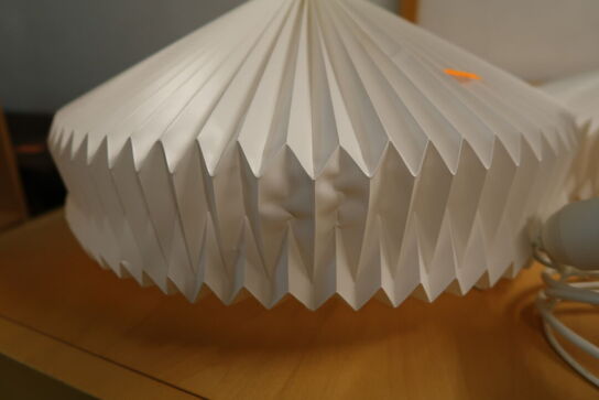 2 stk. pendler LE KLINT 902 (kan mangle dele)