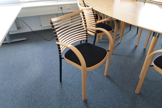 Mødebord ZETA FURNITURE med 8 stk. stole MAGNUS OLESEN