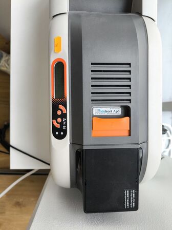 ID-kortprinter HITI CS200e 