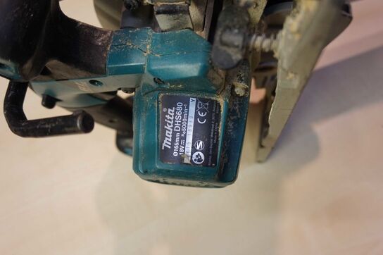 Makita Rundsav DHS- 680