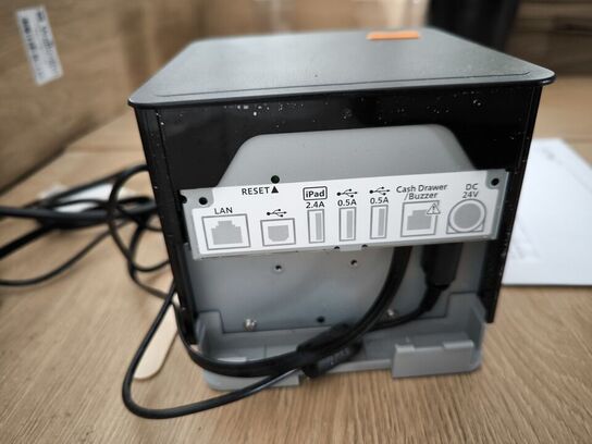 Kasseskuffe med bonprinter og ruller