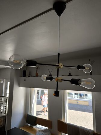 Lampe med pærer