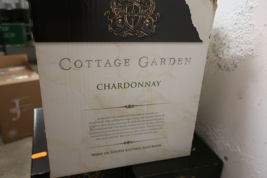 4 flasker hvidvin COTTAGE GARDEN Chardonnay