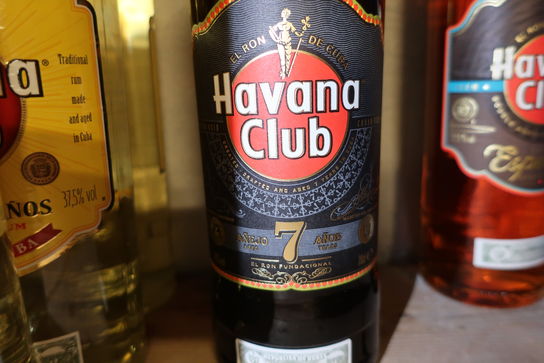 1 flaske rom HAVANA CLUB 7 år