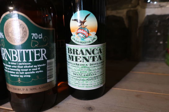 4 flasker spiritus ARNBITTER, GAMMEL DANSK, BRANCA MENTA