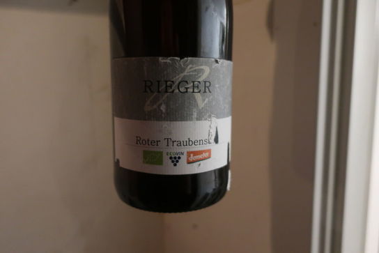 9 flasker druesaft RIEGER Traubensaft