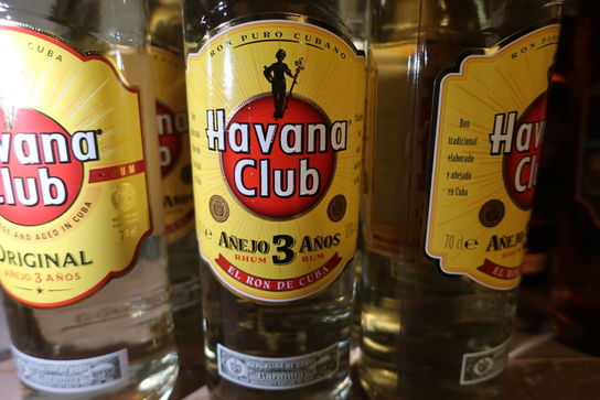 9 flasker rom HAVANA CLUB