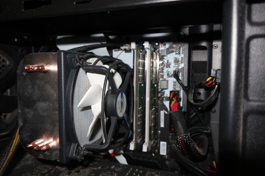 Computer ASUS Corsair (Se billeder for indmad og specs)