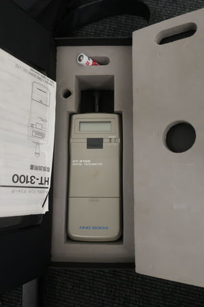 Digital tachometer ONO SOKKI HT-3100