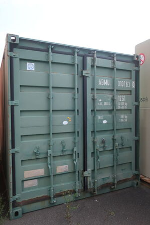 10' container