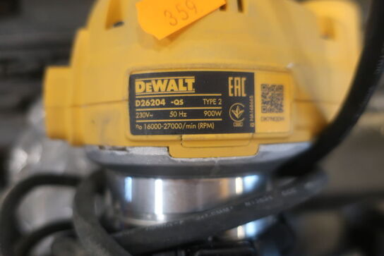 Overfræser DEWALT D26204