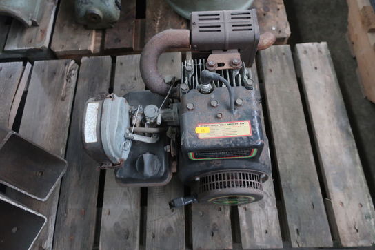 Motor KAWASAKI FA 210