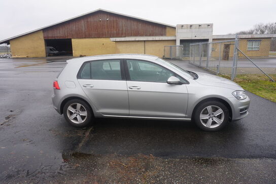 Volkswagen Golf, tidligere reg nr: AU83214