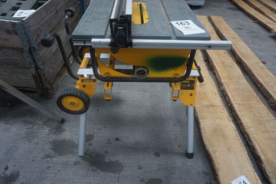 Transportabel bordrundsav inkl. Stativ, DeWalt DW745-QS