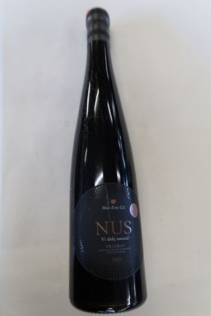 6 fl. Rødvin NUS 2015 37,5 cl