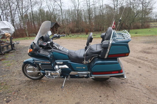 Motorcykel HONDA Goldwing