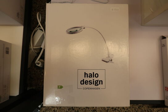 Halo Design LED bord- og luplampe Magni Mini hvid