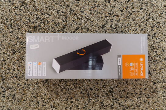 LEDVANCE SMART+ Orbis Wall lamp cross 31x15cm TW sort WiFi