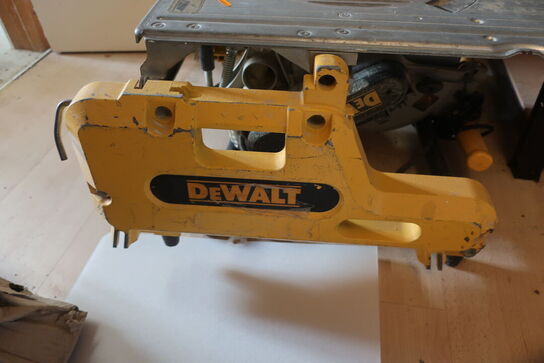 Bordsav DEWALT DW743-DK