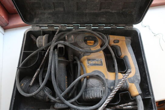 Borehammer DEWALT D25324