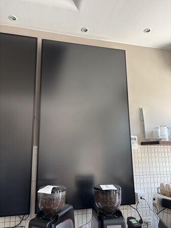 LG 75" 75UH5J-H