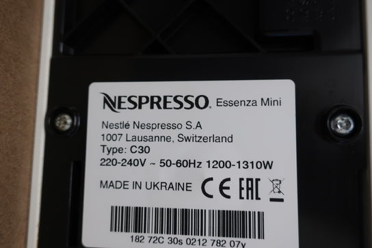 Kaffemaskine NESPRESSO Essenza Mini