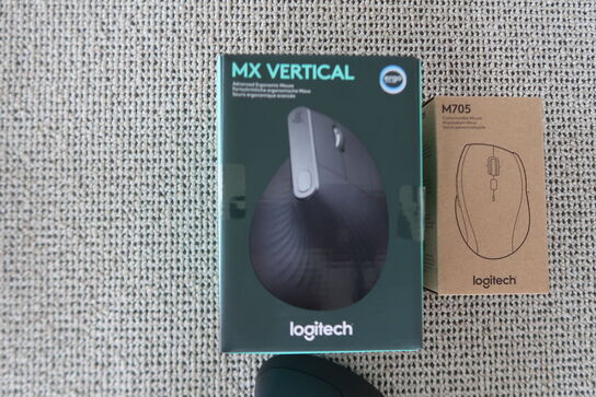 2 stk. Logitech Wireless muse M705 & MX Vertical