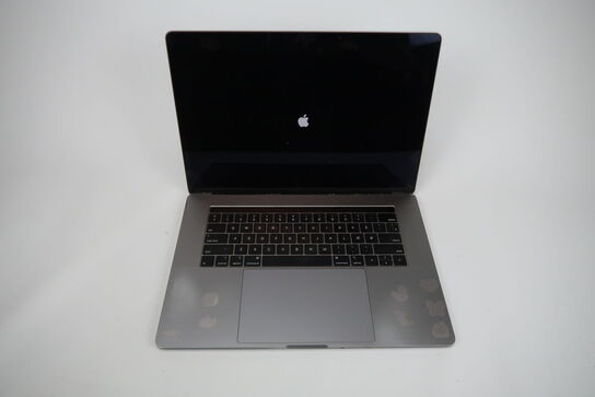 Apple MacBook Pro A1990 i7-9750 15,4"
