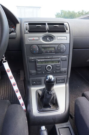 Ford Mondeo 2.0 Benzin Årgang 2004 (momsfri)
